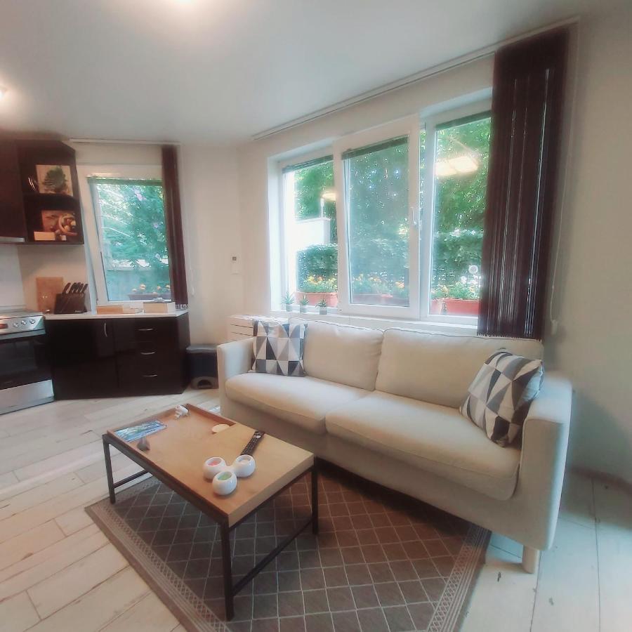 Saint Nicholas Varna Lovely 2 Bedroom Apartment With Sunny Garden Eksteriør bilde
