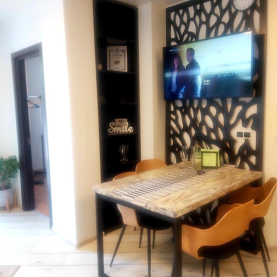 Saint Nicholas Varna Lovely 2 Bedroom Apartment With Sunny Garden Eksteriør bilde